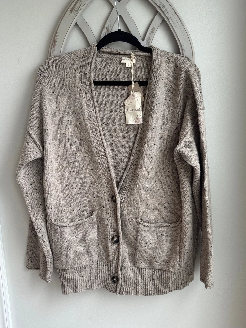 Hem & Thread Exterior Seams Speckled grandpa Cardigan #32663 Neutral Large NWT